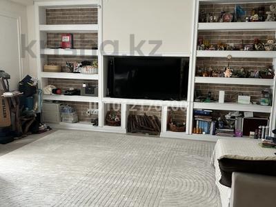 3-бөлмелі пәтер · 120.9 м² · 5/12 қабат, мкр Самал-2 58, бағасы: 125 млн ₸ в Алматы, Медеуский р-н