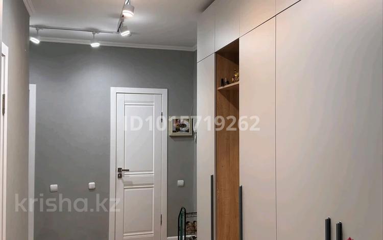 2-бөлмелі пәтер · 61 м² · 4/15 қабат, Б. Момышулы 14, бағасы: 35 млн ₸ в Астане, Алматы р-н — фото 2