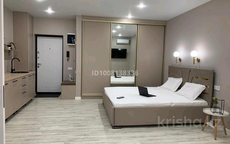 1-комнатная квартира · 38 м² · 8/9 этаж, мкр Омега, Есенжанова 3/3 — ЖК ОМЕГА, MOON SPA за 240 000 〒 в Уральске — фото 8