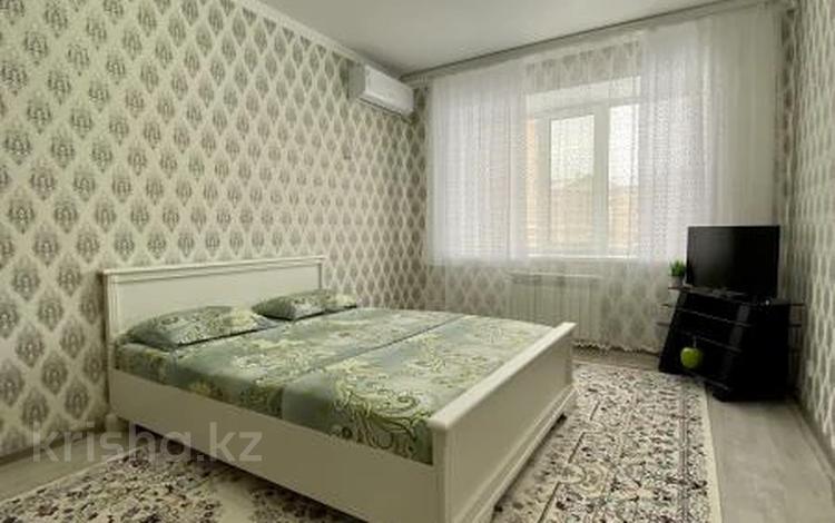 1-комнатная квартира · 45 м² · 2/5 этаж, мкр. Алтын орда, Алии Молдагуловой 57Д за 13 000 ₸ в Актобе — фото 2
