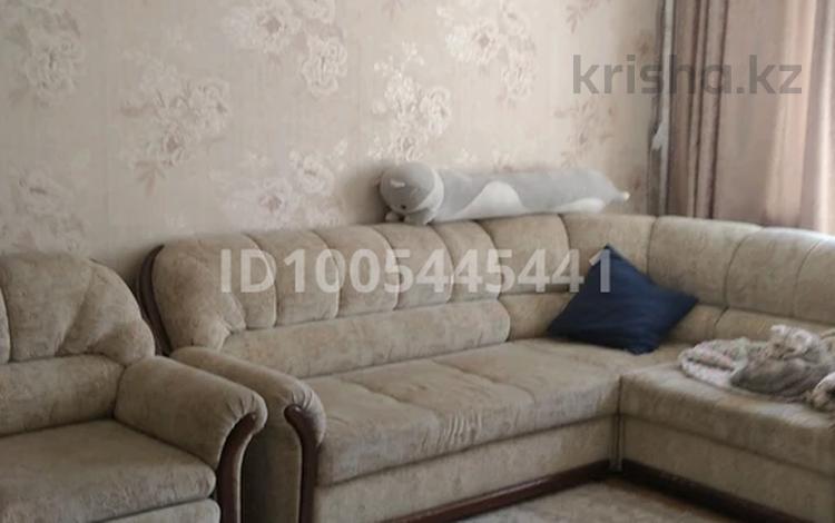 1 комната · 18 м² · 4 этаж, мкр Аксай-4, Аксай 5 за 80 000 ₸ в Алматы, Ауэзовский р-н — фото 2