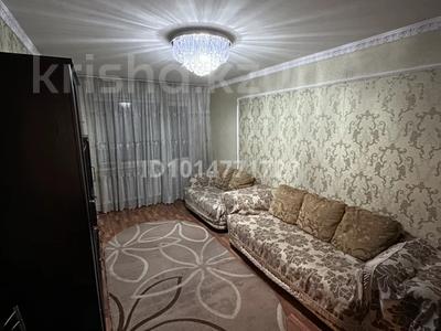 2-комнатная квартира · 45 м² · 2/5 этаж, Майкудук, 16й микрорайон 23 за 135 000 ₸ в Караганде, Алихана Бокейханова р-н