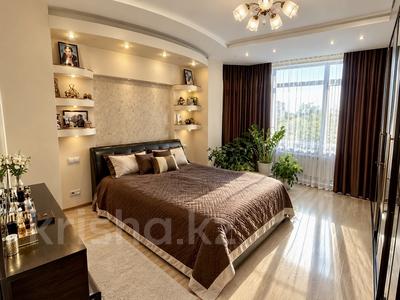 3-комнатная квартира · 117 м² · 5/10 этаж, мкр Таугуль, Мустай карим 12/17 — Жандосова Саина рядом трц Алматы молл за 600 000 ₸ в Ауэзовский р-н