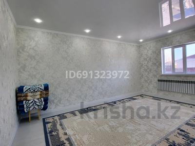 Отдельный дом • 4 комнаты • 120 м² • 8 сот., Ск Кумжол 9/50 за 28 млн 〒 в Актобе, жилой массив Акжар-2