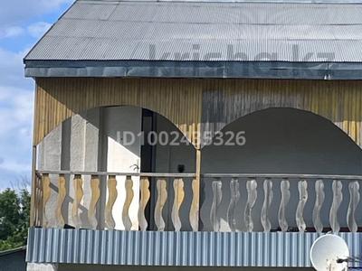 Отдельный дом · 6 комнат · 196 м² · 10 сот., Железнодорожная 109 — Военкомат за 58 млн 〒 в Аксае