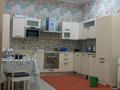 2-комнатная квартира · 60 м² · 1/4 этаж, мкр Тастыбулак, Жандосова 1а — Аксайская детская больница за 220 000 ₸ в Алматы, Наурызбайский р-н