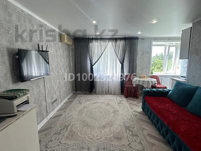 Пәтерлер в Павлодарской обл.: 3-бөлмелі пәтер · 60 м² · 4/5 қабат, Торайгырова 30, бағасы: 250 000 〒 3-бөлмелі пәтер · 60 м² · 4/5 қабат, Торайгырова 30, бағасы: 250 000 〒 в Павлодаре