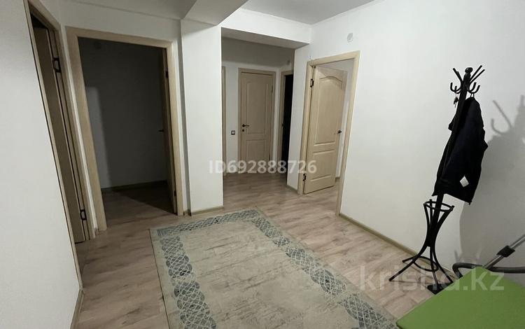 3-комнатная квартира, 80 м², 4/5 этаж помесячно, мкр Шугыла 6/44 — Алма сити 5