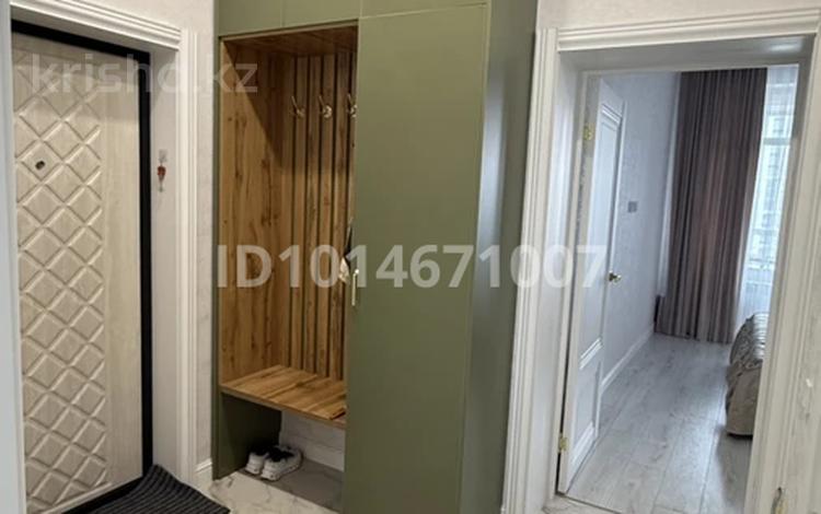 2-комнатная квартира · 43 м² · 10/11 этаж, Улы Дала 31, 31/1, 33, 33/1 за 350 000 ₸ в Астане, Нура р-н — фото 2