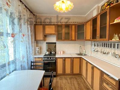 2-комнатная квартира, 63 м², 2/5 этаж помесячно, Клочкова 92 — Абая за 325 000 〒 в Алматы, Бостандыкский р-н