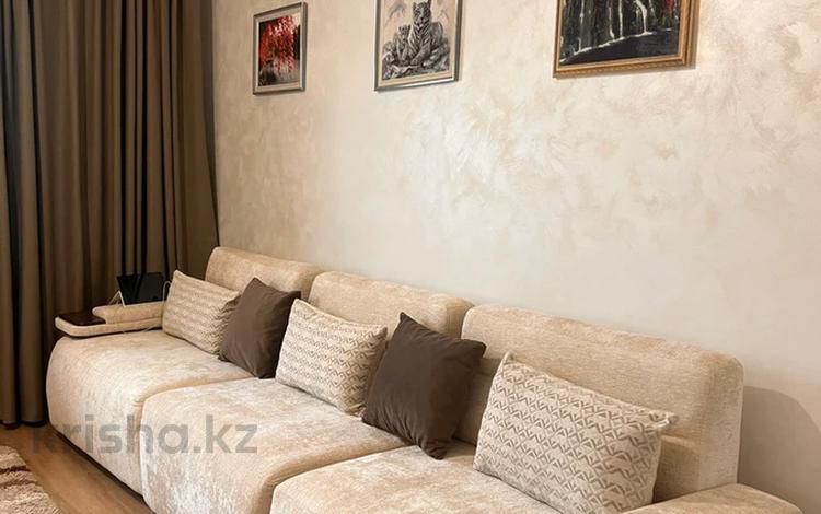 2-бөлмелі пәтер · 80 м² · 2/19 қабат, Абая 21, бағасы: 40 млн ₸ в Астане, Сарыарка р-н — фото 2
