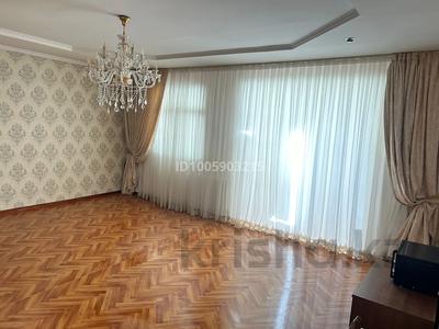 4-комнатная квартира · 150 м² · 2/2 этаж, Гагарина 107 — Угол Ломоносова за 250 000 〒 в Шымкенте, Туран р-н