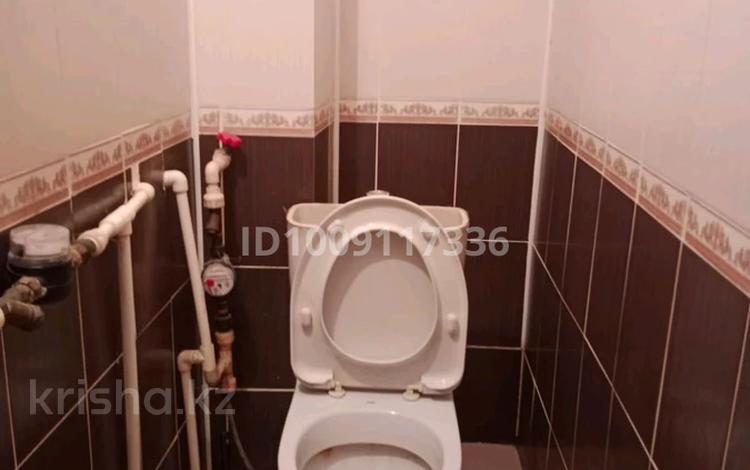 1-комнатная квартира · 32.8 м² · 3/9 этаж, Старый город, Кереева 1 за 110 000 ₸ в Актобе — фото 2