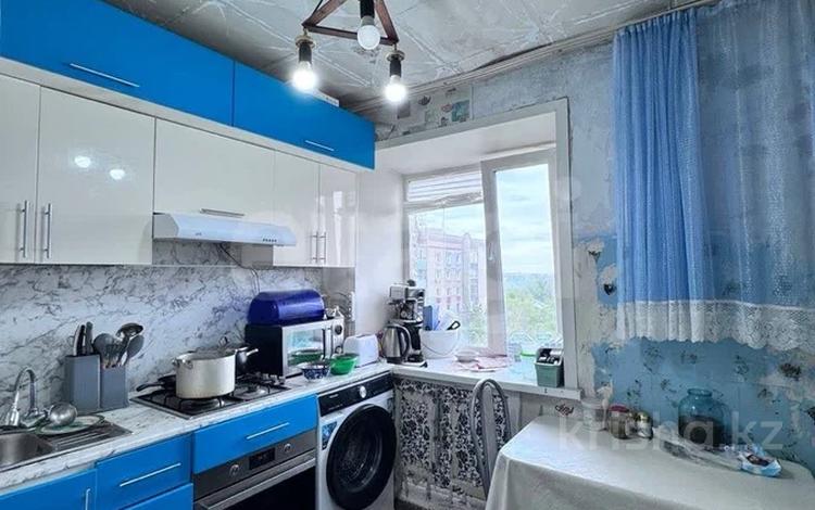 3-комнатная квартира · 61.1 м² · 5/5 этаж, алтынсарино за 15.9 млн ₸ в Костанае — фото 2