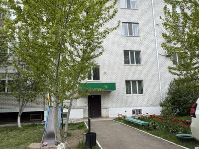 2-комнатная квартира · 72 м² · 5/5 этаж, Мкр. Женис 30 за 27.5 млн ₸ в Уральске, мкр Школьник