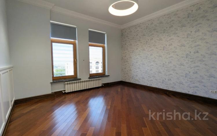 4-комнатная квартира · 165 м² · 4/4 этаж, мкр Мирас 62 за 190 млн ₸ в Алматы, Бостандыкский р-н — фото 7