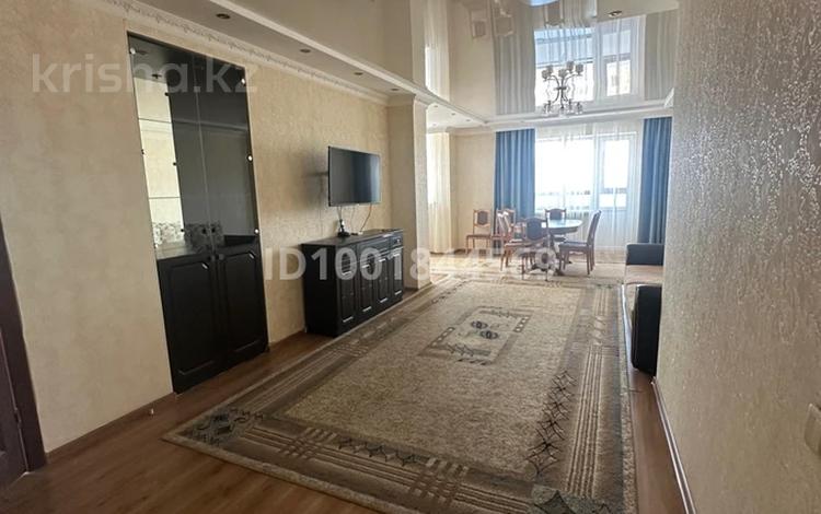 3-бөлмелі пәтер · 100 м² · 14/15 қабат, Иманбаевой 7Б, бағасы: 370 000 ₸ в Астане, р-н Байконур — фото 2