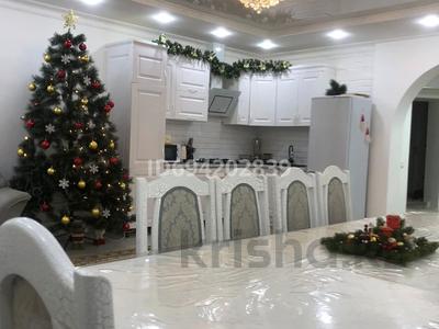 Дом · 6 комнат · 220 м², Мерей 9 Б за 120 000 〒 в Бурабае