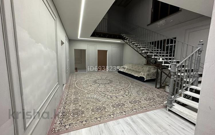 Часть дома • 7 комнат • 270 м² • 5 сот., Квартал 72 — Женис за 40 млн 〒 в Шалкар — фото 2