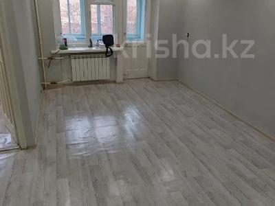 2-бөлмелі пәтер, 42 м², 3/5 қабат, Каирбекова 353/3, бағасы: 12.5 млн 〒 в Костанае