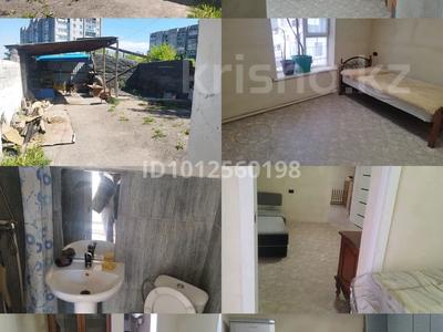 Отдельный дом · 2 комнаты · 65 м² · 3 сот., Майкудук, Майкудук, мкр Сахалин 33 — Павороте Восток3 за 100 000 〒 в Караганде, Алихана Бокейханова р-н