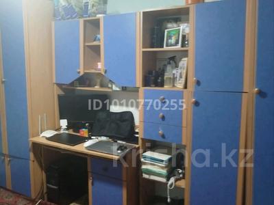 4-комнатная квартира · 68 м² · 4/5 этаж, Обмен на Астану,Центр Рысбек батыра 2 а 2 а — Толеби за 23 млн ₸ в Таразе