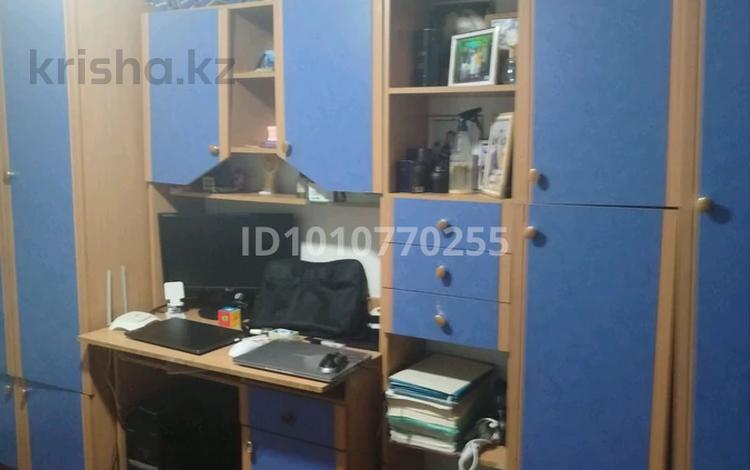 4-комнатная квартира · 68 м² · 4/5 этаж, Обмен на Астану,Центр Рысбек батыра 2 а 2 а — Толеби за 23 млн ₸ в Таразе — фото 3