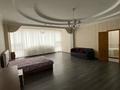 3-комнатная квартира, 245 м², 5/6 этаж помесячно, проспект Каныша Сатпаева 39В за 310 000 〒 в Атырау — фото 18