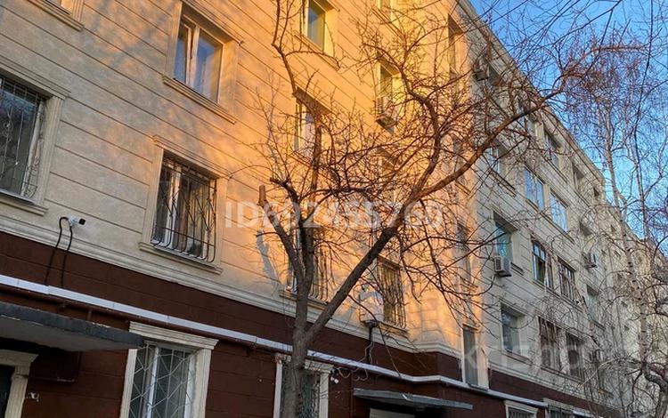 2-бөлмелі пәтер, 50 м², 1/5 қабат ай сайын, Аль-Фараби 43, бағасы: 120 000 〒 в Костанае — фото 2