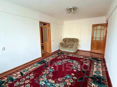 2-комнатная квартира · 46 м² · 2/5 этаж, Авангард 2 5 за 12.8 млн ₸ в Атырау, мкр Авангард-2
