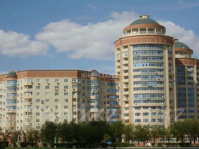 4-бөлмелі пәтер · 184.9 м² · 4/16 қабат, Б.Кулманов 1, бағасы: 98 млн ₸ в Атырау