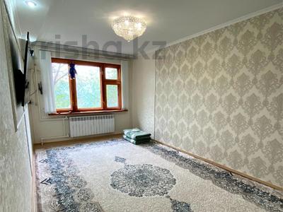 3-комнатная квартира · 70 м² · 3/5 этаж, мкр 8, Рыскулова за 20 млн 〒 в Актобе