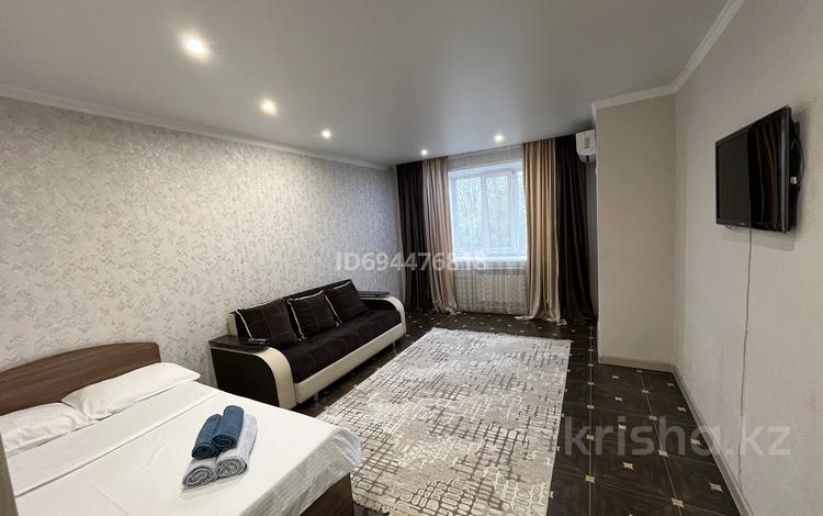 1-комнатная квартира · 50 м², проспект Абылай Хана 1/3 за 12 000 〒 в Кокшетау — фото 2