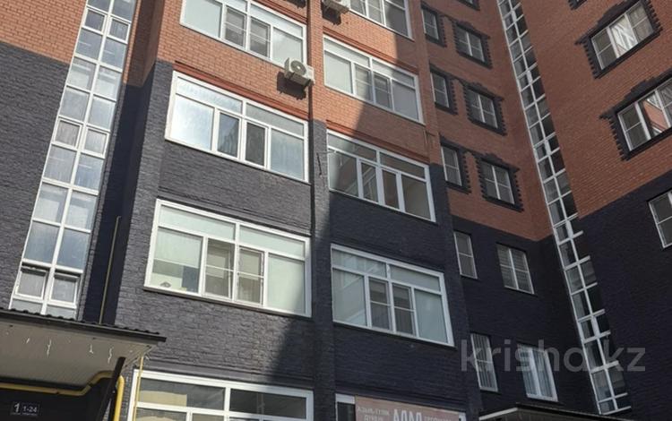 2-комнатная квартира · 72.1 м² · 9/10 этаж, мкр. Алтын орда, проспект Алии Молдагулово за 36 млн ₸ в Актобе — фото 2