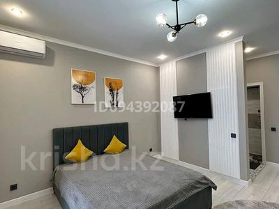 1-комнатная квартира · 50 м² · 1/3 этаж, Рыскулбекова 62 — Парка им.Кирова за 15 000 〒 в Уральске