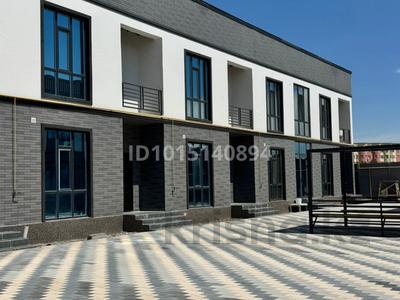 Жеке үй · 4 бөлме · 160 м² · 3 жүзд., Арай-2 ш/а., Тәуке хан 26/92 — 66 мектеп, 3 лецей , қалалық балалар ауруханасы, бағасы: 33.5 млн ₸ в Таразе, мкр Арай-2