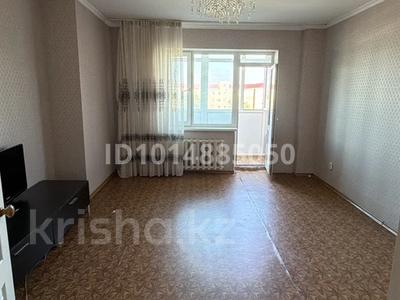 2-комнатная квартира · 60 м² · 4/10 этаж, мкр Юго-Восток, Мкр Юго-Восток шахтеров 74 — Шахтеров 74 за 25 млн ₸ в Караганде, Казыбек би р-н