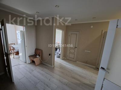 3-комнатная квартира · 75 м² · 8 этаж, мкр Строитель 19/2 за 120 000 ₸ в Уральске