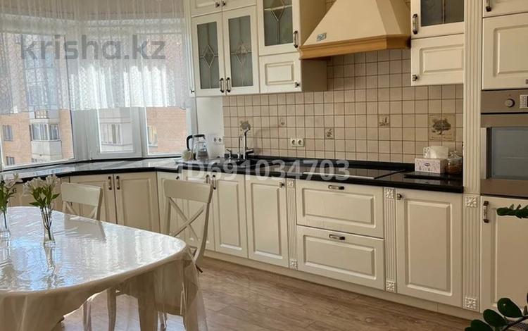 2-бөлмелі пәтер · 83 м², Иманова 18/2, бағасы: 55 млн ₸ в Астане, р-н Байконур — фото 6
