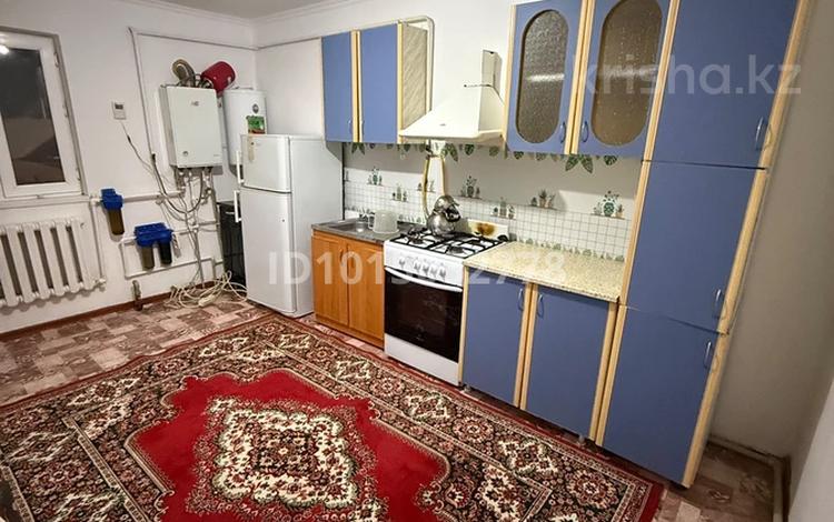 1-комнатная квартира · 100 м², мкр Сарыкамыс, Аз Тауке за 90 000 ₸ в Атырау — фото 2