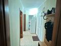 2-комнатная квартира, 45 м², 4/5 этаж помесячно, Ихсанова за 100 000 〒 в Уральске — фото 3
