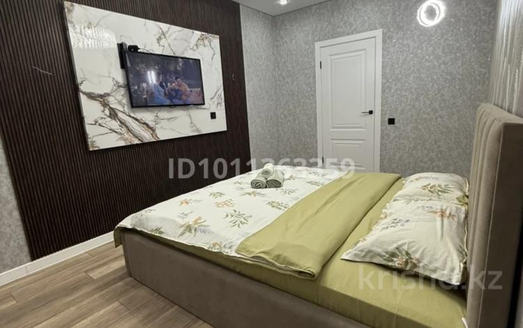 1-бөлмелі пәтер · 50 м² · 3/5 қабат, мкр. Алтын орда 17 г 3 корпус, бағасы: 15 000 ₸ в Актобе — фото 2