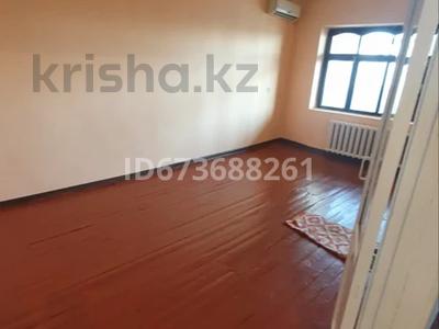 Аренда квартир в Туркестанской обл.: 2-комнатная квартира · 40.8 м² · 4/4 этаж, 1 мкр 28 за 80 000 〒 2-комнатная квартира · 40.8 м² · 4/4 этаж, 1 мкр 28 за 80 000 〒 в Туркестане