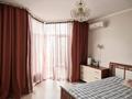 2-бөлмелі пәтер · 90 м² · 7/13 қабат, Розыбакиева 283/1, бағасы: 67 млн ₸ в Алматы, Бостандыкский р-н — фото 2