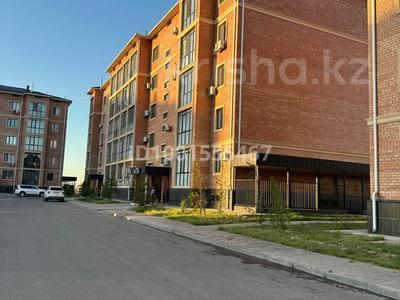 Пәтерлер в Туркестанской обл.: 2-бөлмелі пәтер · 70 м² · 5/5 қабат, Мкр. Жана Кала 10/2 — 160квартал, бағасы: 38 млн 〒 2-бөлмелі пәтер · 70 м² · 5/5 қабат, Мкр. Жана Кала 10/2 — 160квартал, бағасы: 38 млн 〒 в Туркестане