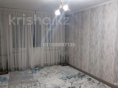 2-комнатная квартира · 45 м² · 2/5 этаж, 11-й микрорайон, 11-й микрорайон 197 — алимбетова за 21.9 млн 〒 в Шымкенте, Енбекшинский р-н