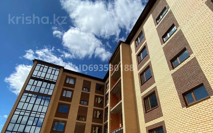 2-комнатная квартира, 58 м², 1/5 этаж, Центральный 41 за 15 млн 〒 в Кокшетау — фото 2
