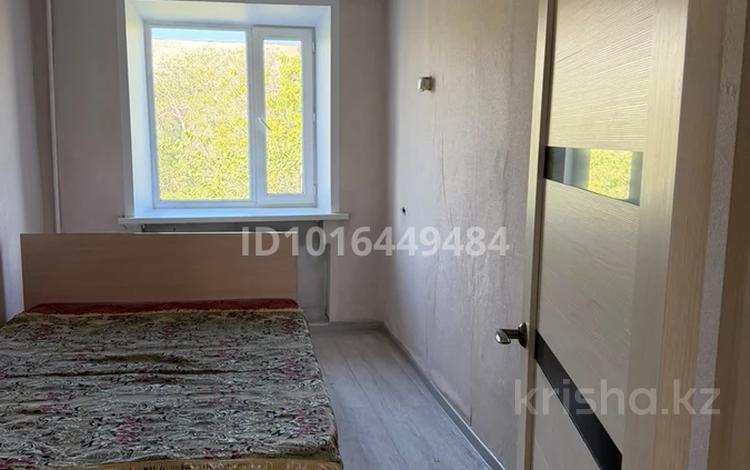 3-бөлмелі пәтер · 54 м² · 3/3 қабат, 72 квартал 18, бағасы: 200 000 ₸ в Семее — фото 2