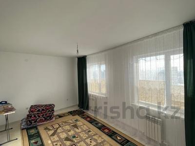 3-бөлмелі пәтер · 100 м² · 8/12 қабат, 33-ш/а. 7, бағасы: 150 000 ₸ в Актау, 33-й мкр