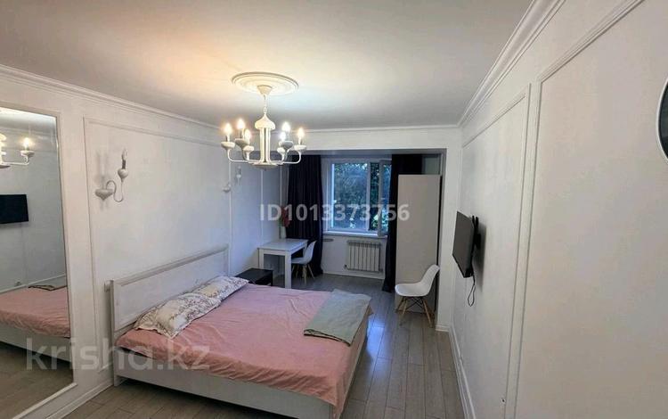 1-комнатная квартира · 30 м² · 5/12 этаж, Шевченко 85 за 309 000 ₸ в Алматы, Алмалинский р-н — фото 9